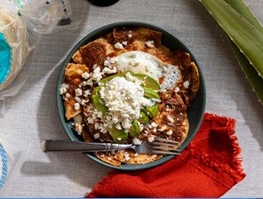 Chilaquiles in Salsa Roja