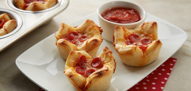 Pepperoni Pizza Muffins