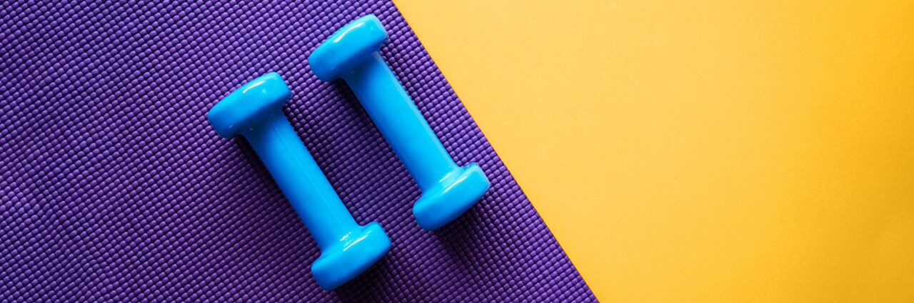 How to Stick to Your Fitness Goals + Home Workout