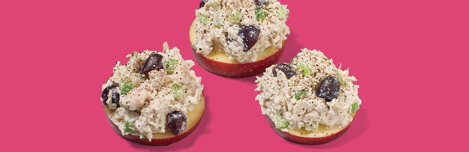 Apple rounds with chicken salad